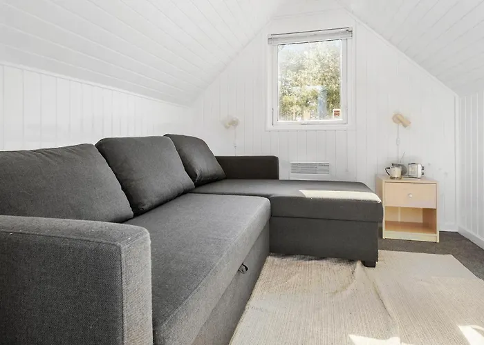 4 Bedroom In Sjaellands Odde *